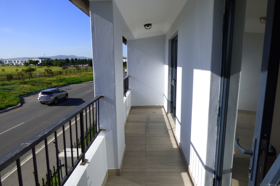 2 Bedroom Property for Sale in Parklands North Western Cape